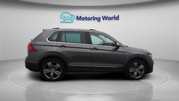 Used Volkswagen Tiguan 2019 for sale - 76227932: Photo 9