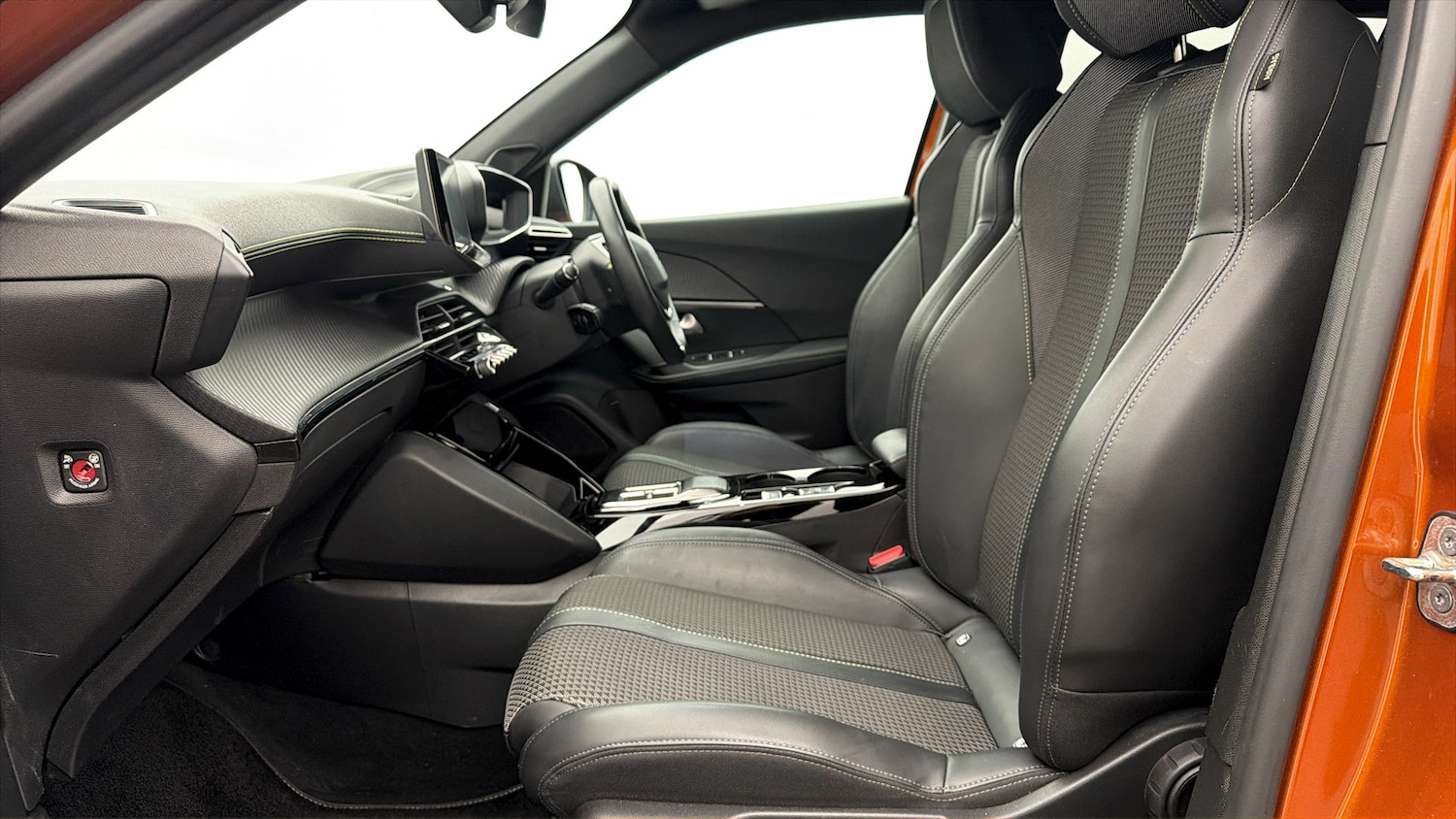 Used Peugeot E-2008 2023 for sale - 78012900: Photo 13