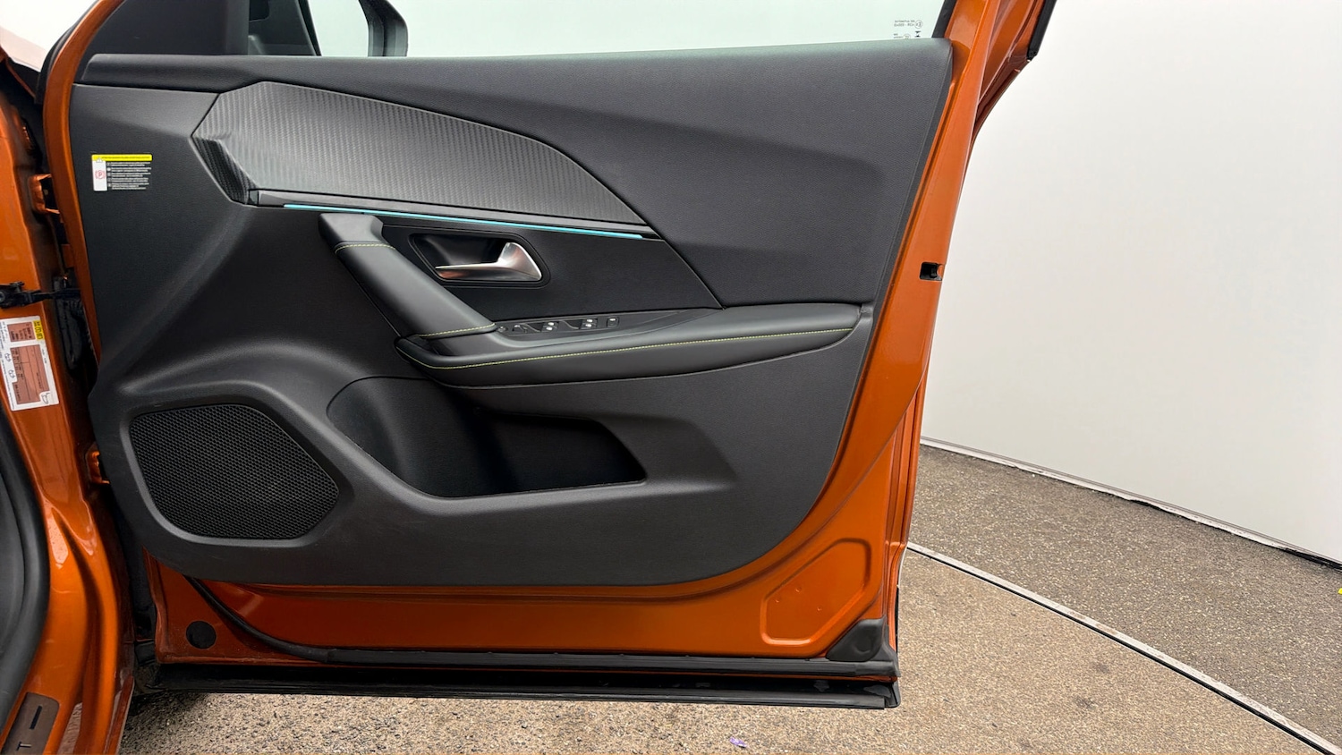 Used Peugeot E-2008 2023 for sale - 78012900: Photo 14