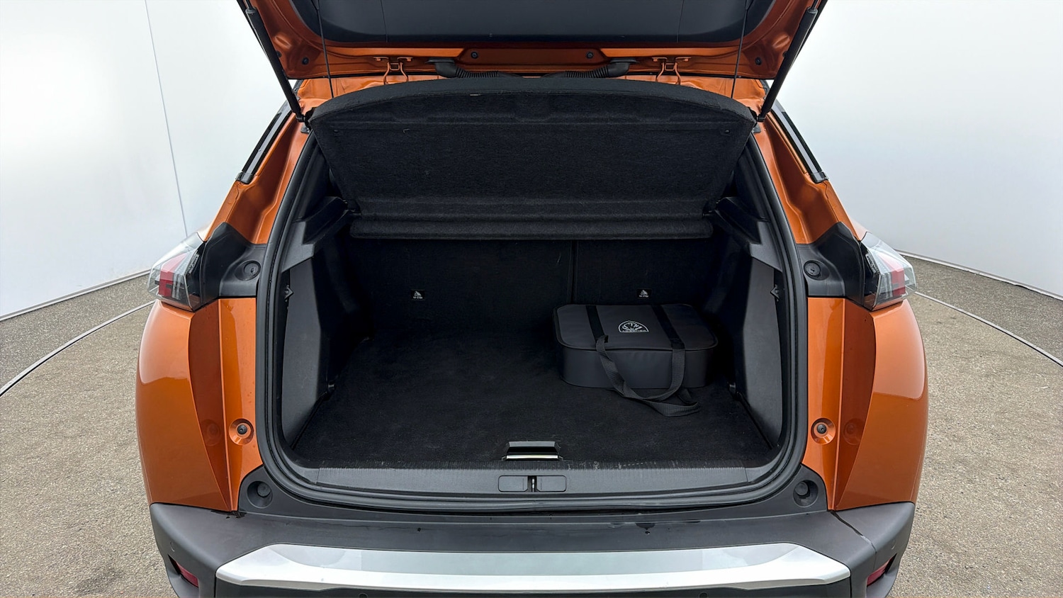 Used Peugeot E-2008 2023 for sale - 78012900: Photo 16