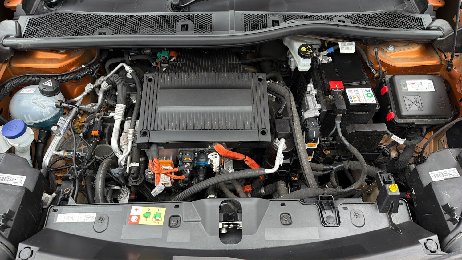 Used Peugeot E-2008 2023 for sale - 78012900: Photo 18