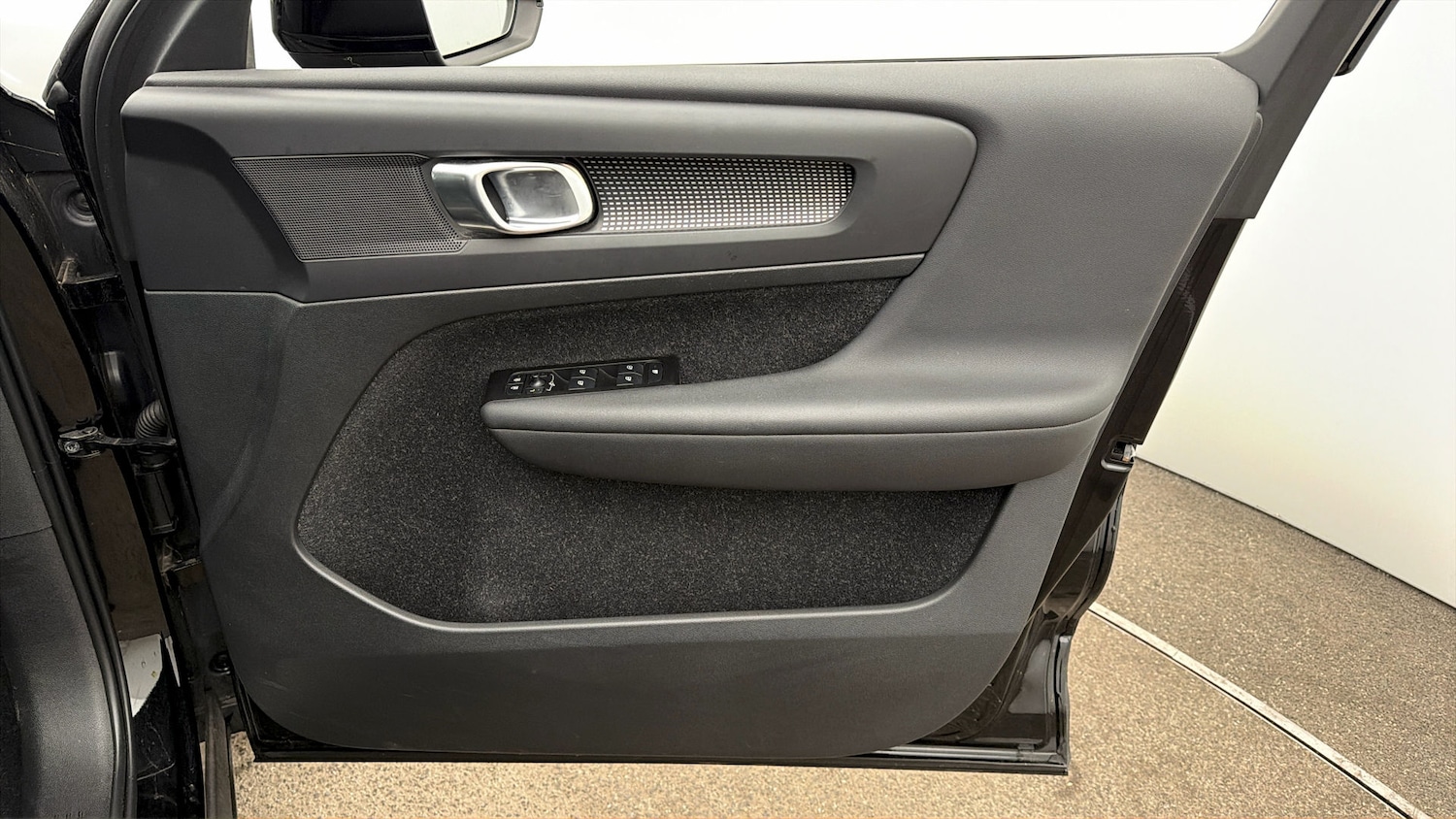 Used Volvo XC40 2021 for sale - 77998612: Photo 14