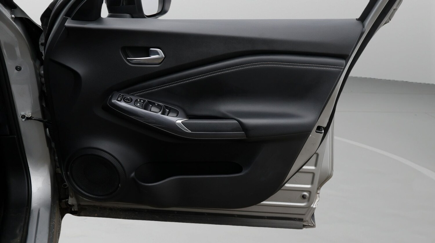 Used Nissan Juke 2023 for sale - 77649207: Photo 15