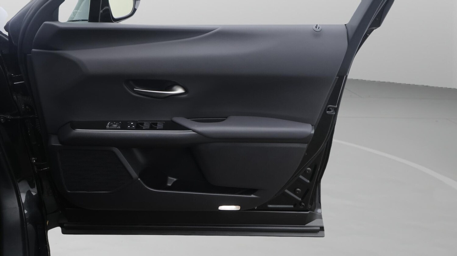 Used Lexus UX 2023 for sale - 76371412: Photo 16