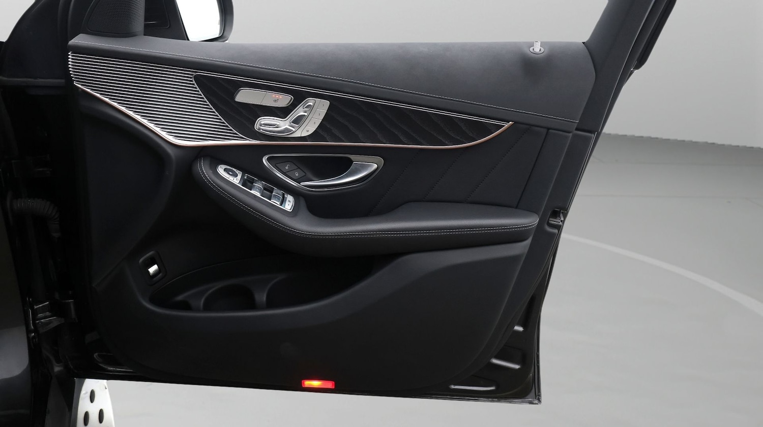 Used Mercedes-Benz EQC 2021 for sale - 77113388: Photo 15