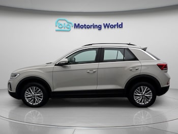 Used Volkswagen T-Roc 2023 for sale - 79526982: Photo