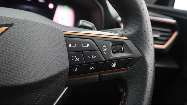 Used Cupra Leon 2023 for sale - 76295497: Photo 25