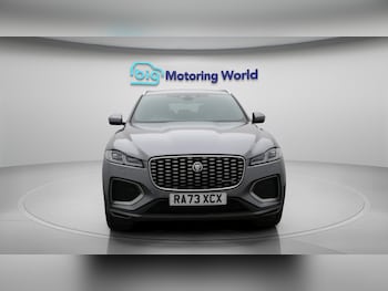 Used Jaguar F-Pace 2024 for sale - 75600800: Photo