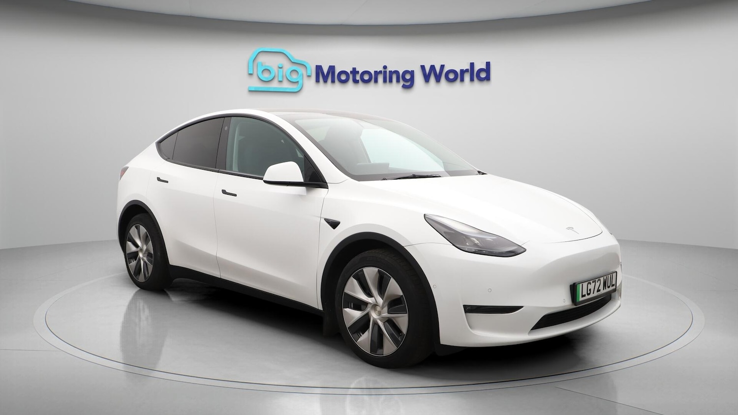 Used Tesla Model Y 2022 for sale - 76527801: Photo 2