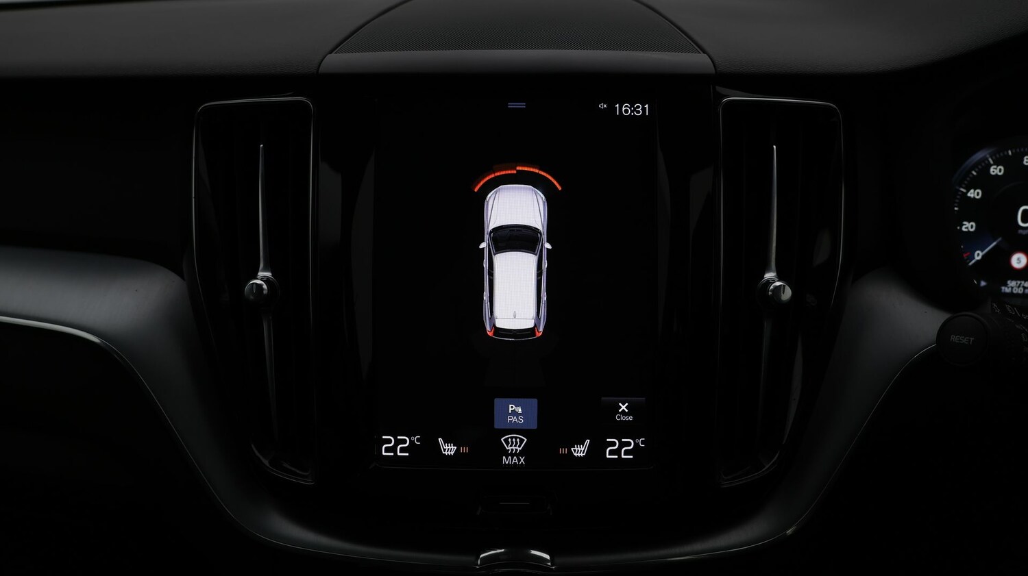 Used Volvo XC60 for sale - 77581007: Photo 25