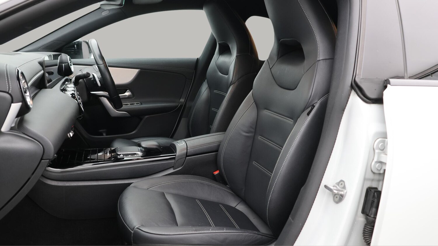 Used Mercedes-Benz CLA 2022 for sale - 76538552: Photo 15