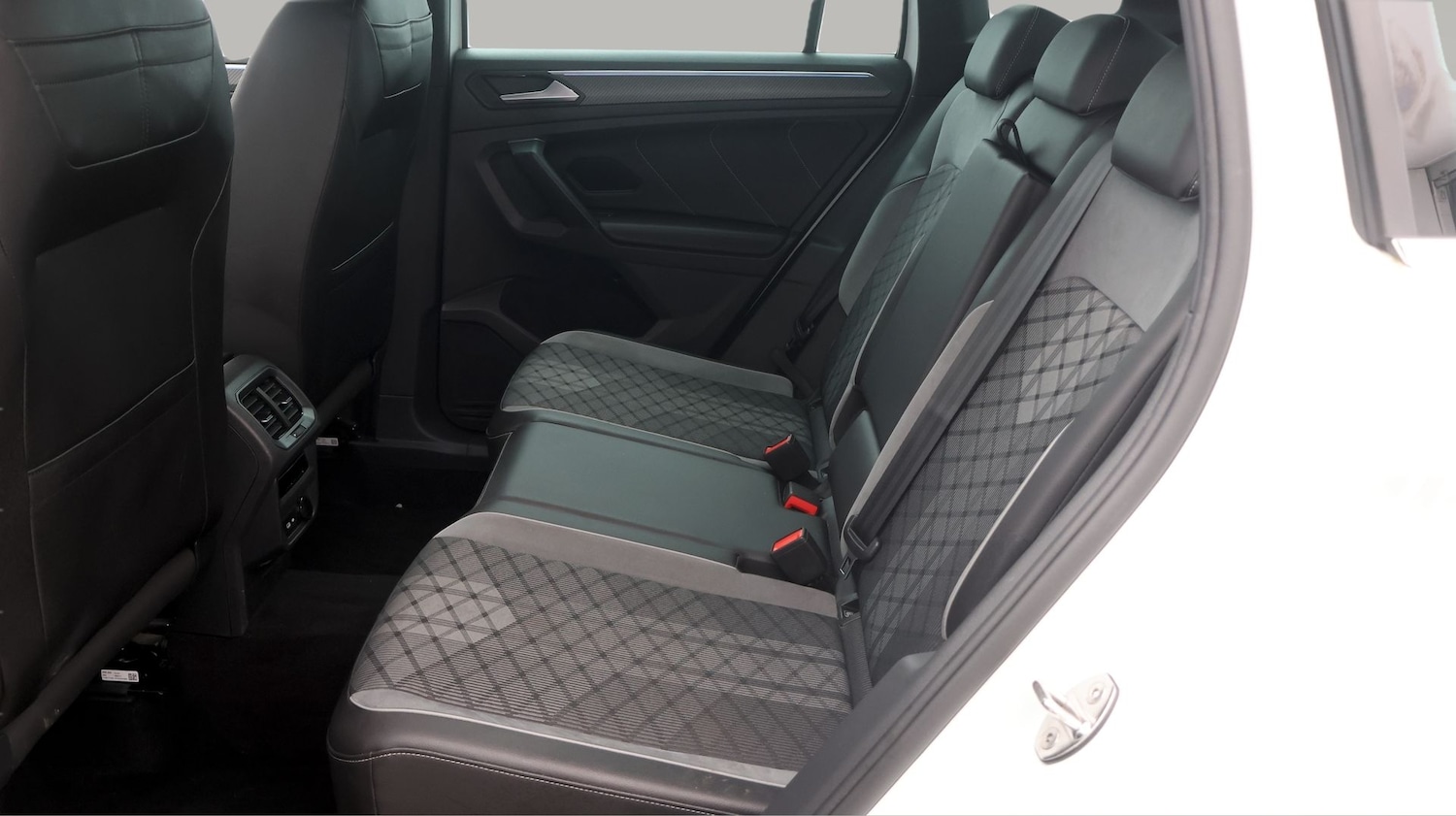 Used Volkswagen Tiguan 2023 for sale - 77619279: Photo 16