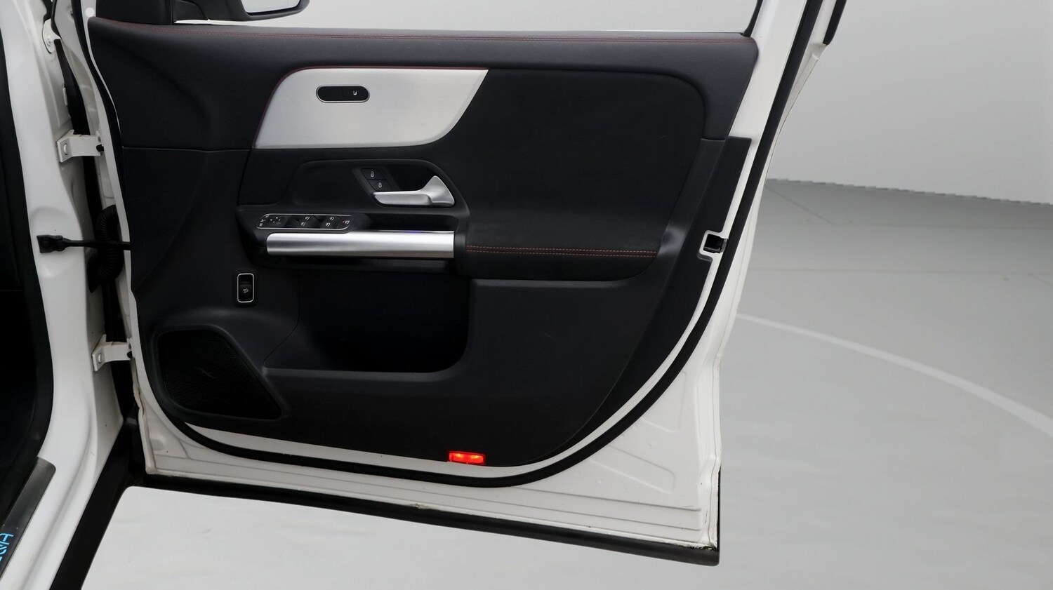 Used Mercedes-Benz EQA for sale - 77247212: Photo 15