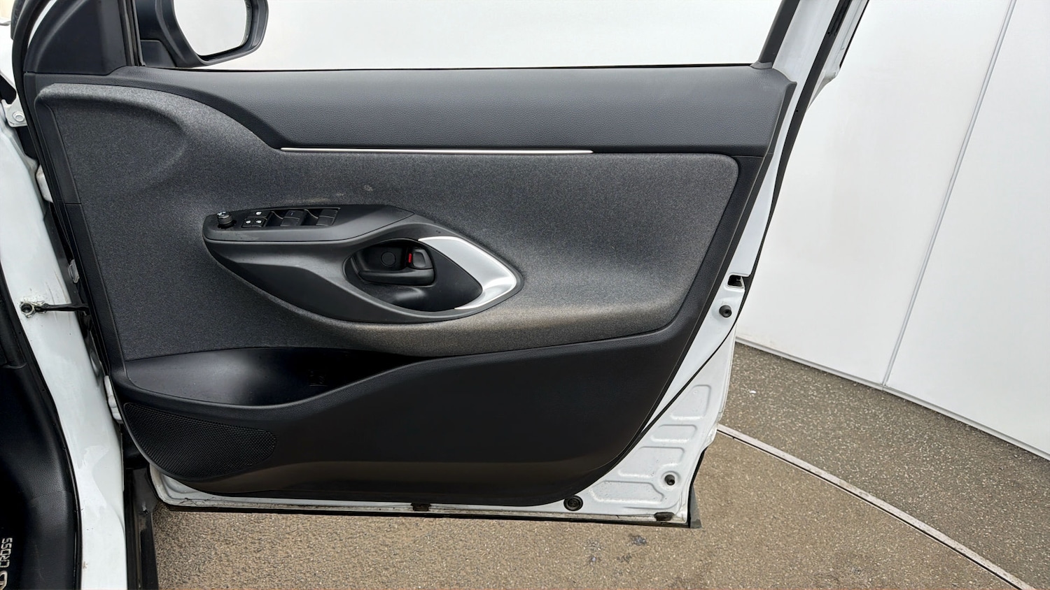 Used Toyota Yaris Cross 2022 for sale - 78053407: Photo 14