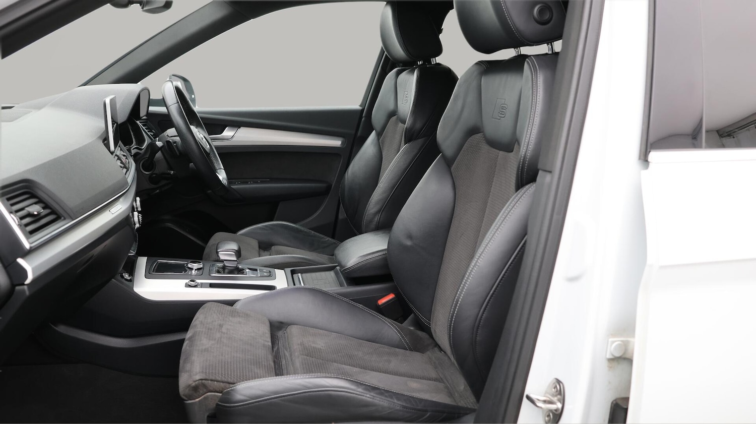 Used Audi Q5 2019 for sale - 76658931: Photo 15