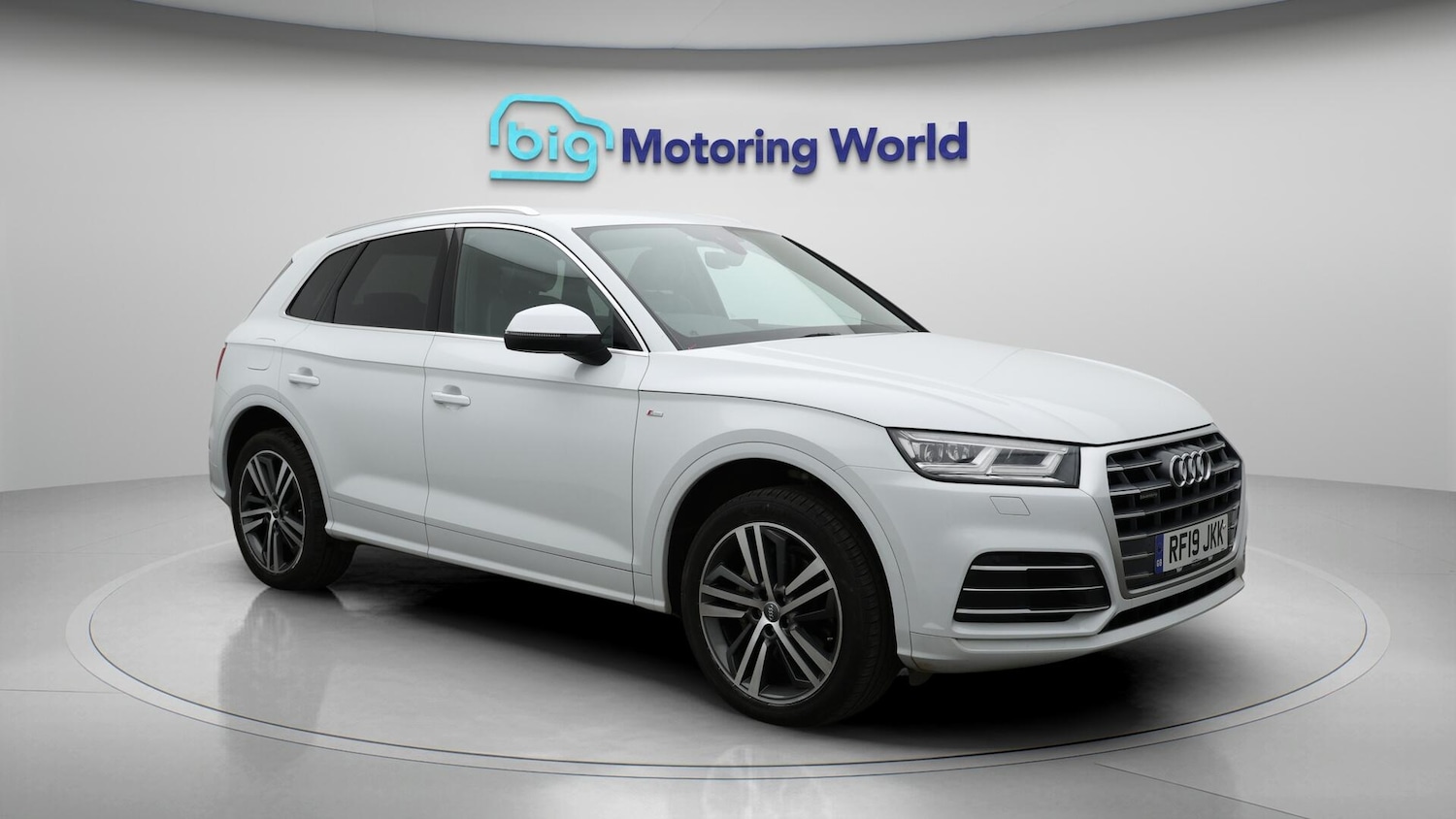 Used Audi Q5 2019 for sale - 76658931: Photo 2