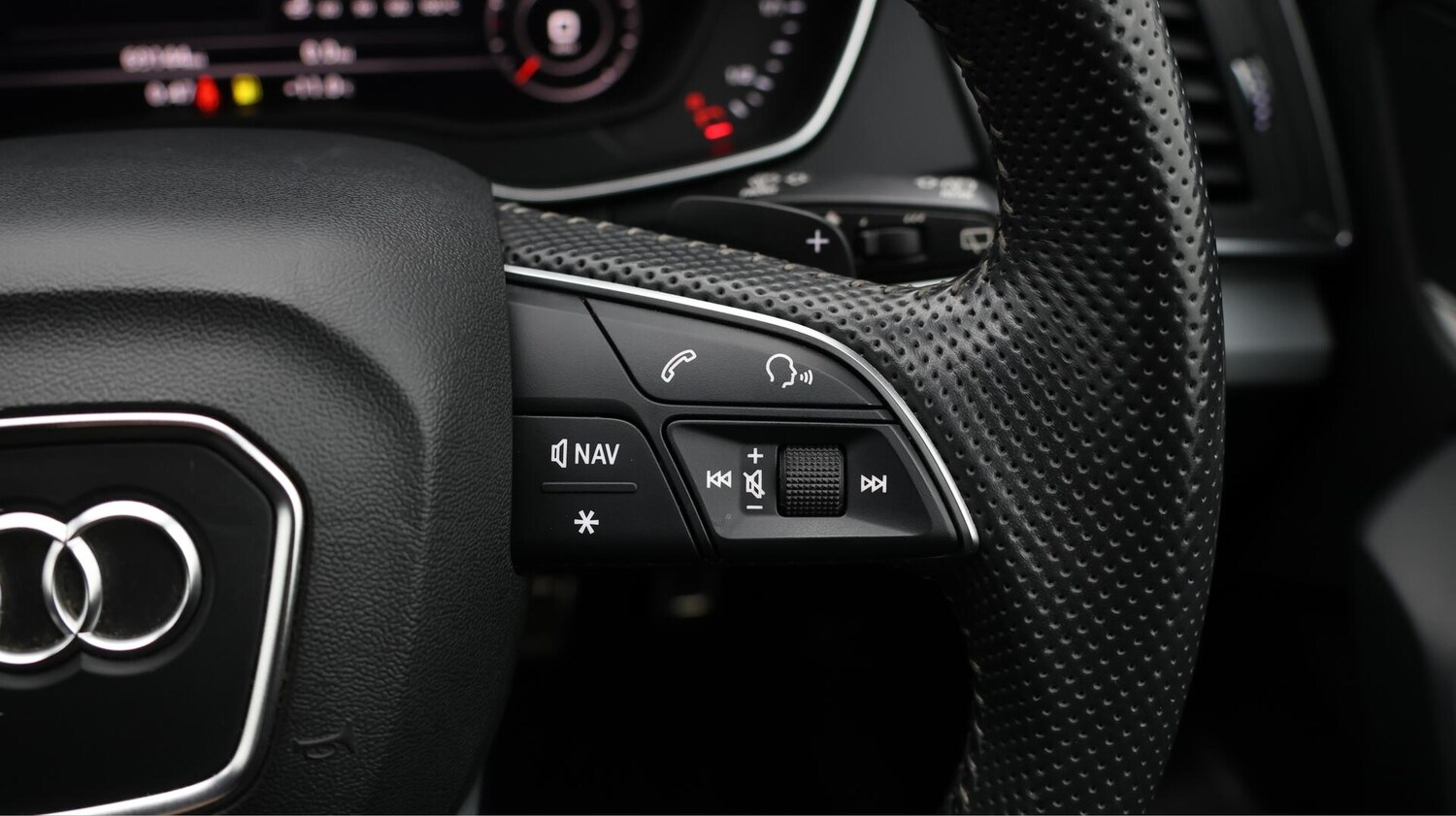 Used Audi Q5 2019 for sale - 76658931: Photo 27