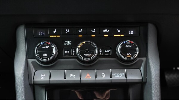 Used Skoda Karoq 2023 for sale - 75268824: Photo 13