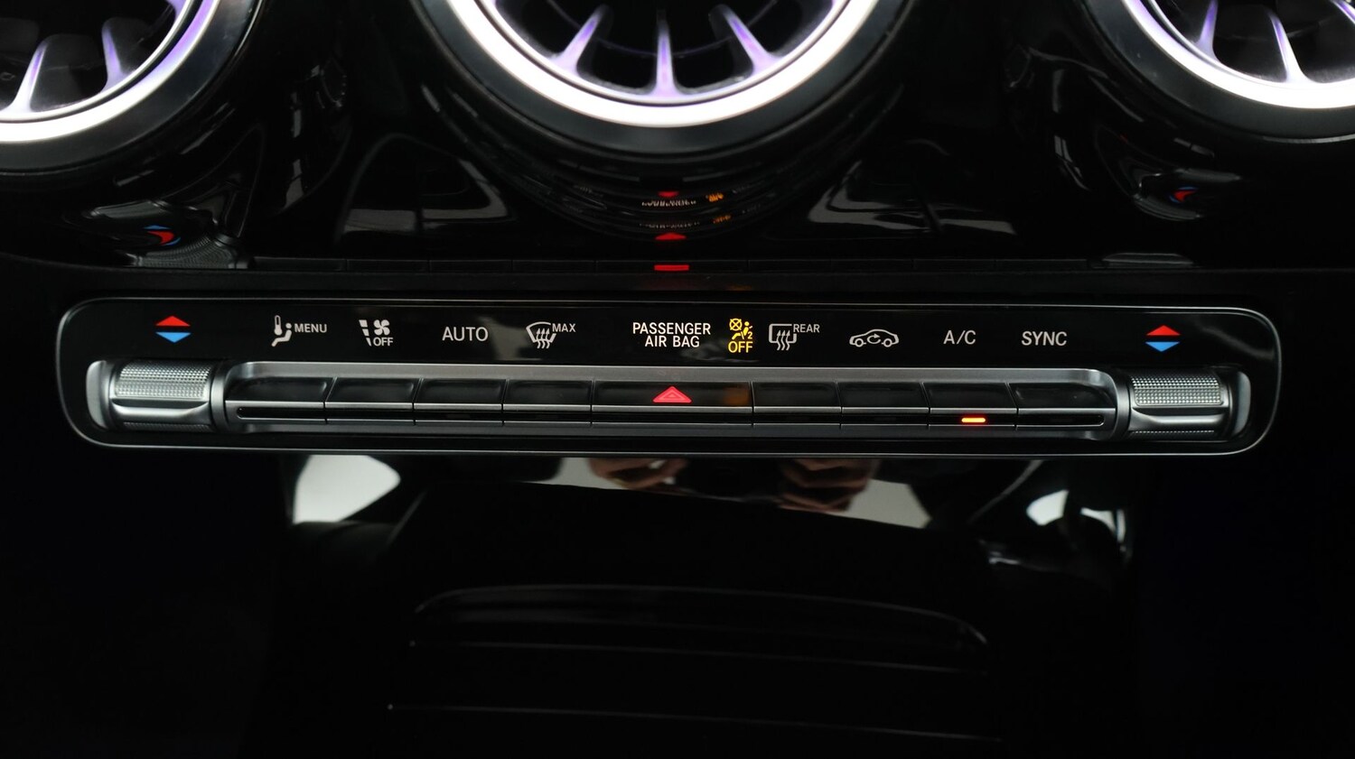 Used Mercedes-Benz CLA 2022 for sale - 77195145: Photo 12