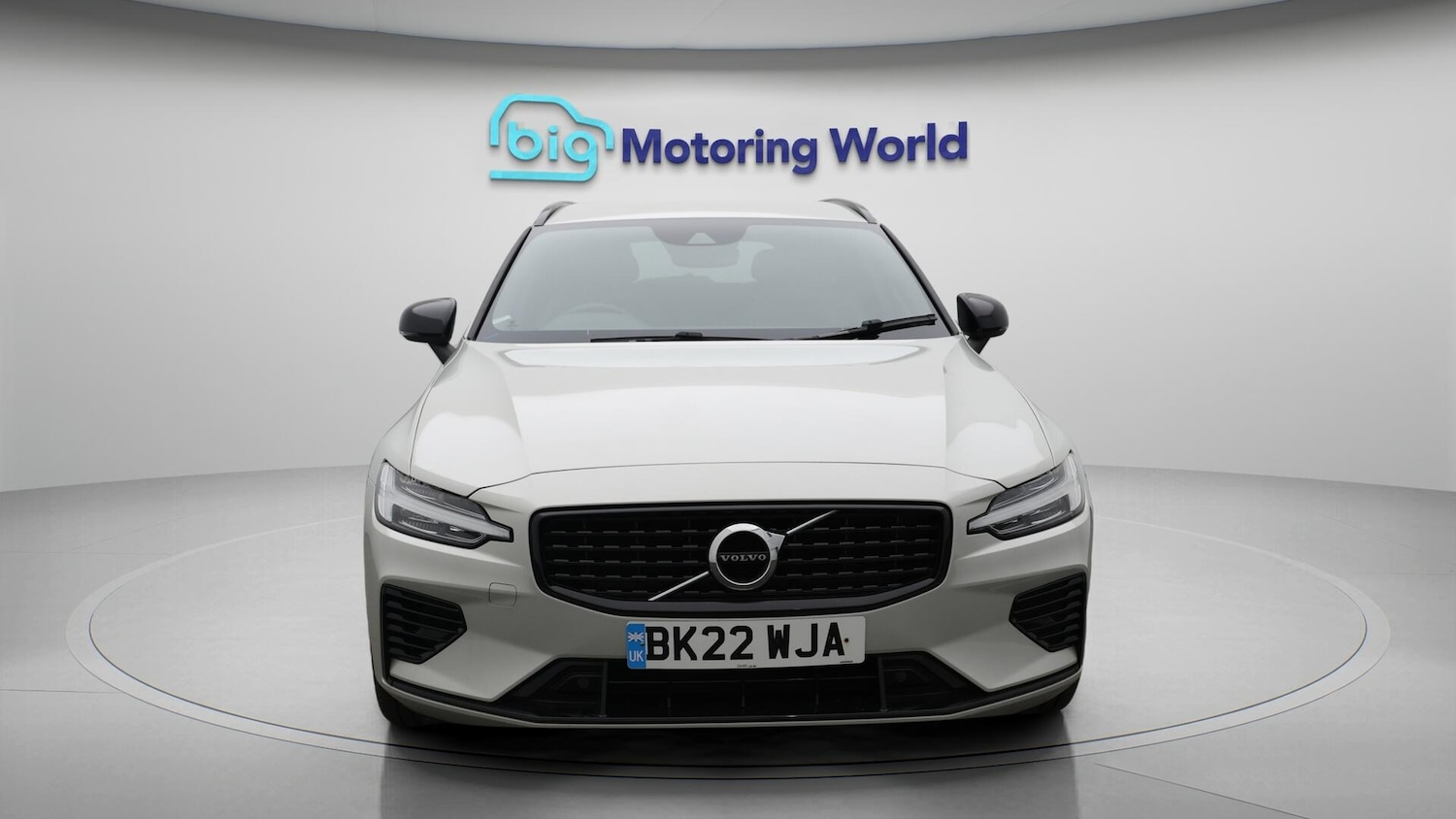 Used Volvo V60 2022 for sale - 75858218: Photo 3