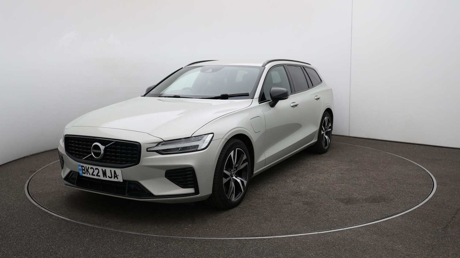 Used Volvo V60 2022 for sale - 75858218: Photo 38