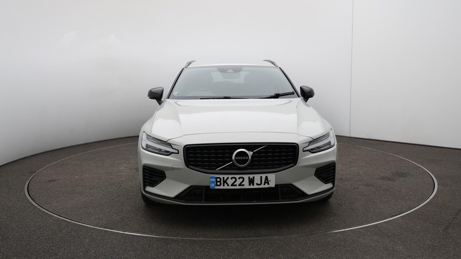 Used Volvo V60 2022 for sale - 75858218: Photo 41