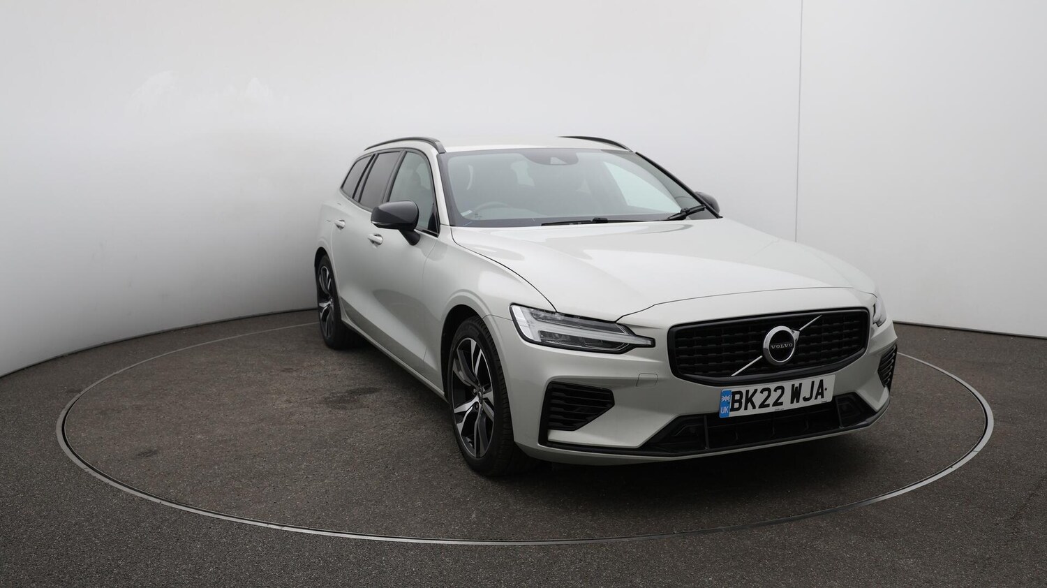 Used Volvo V60 2022 for sale - 75858218: Photo 43