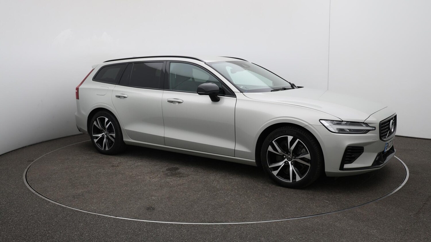 Used Volvo V60 2022 for sale - 75858218: Photo 46