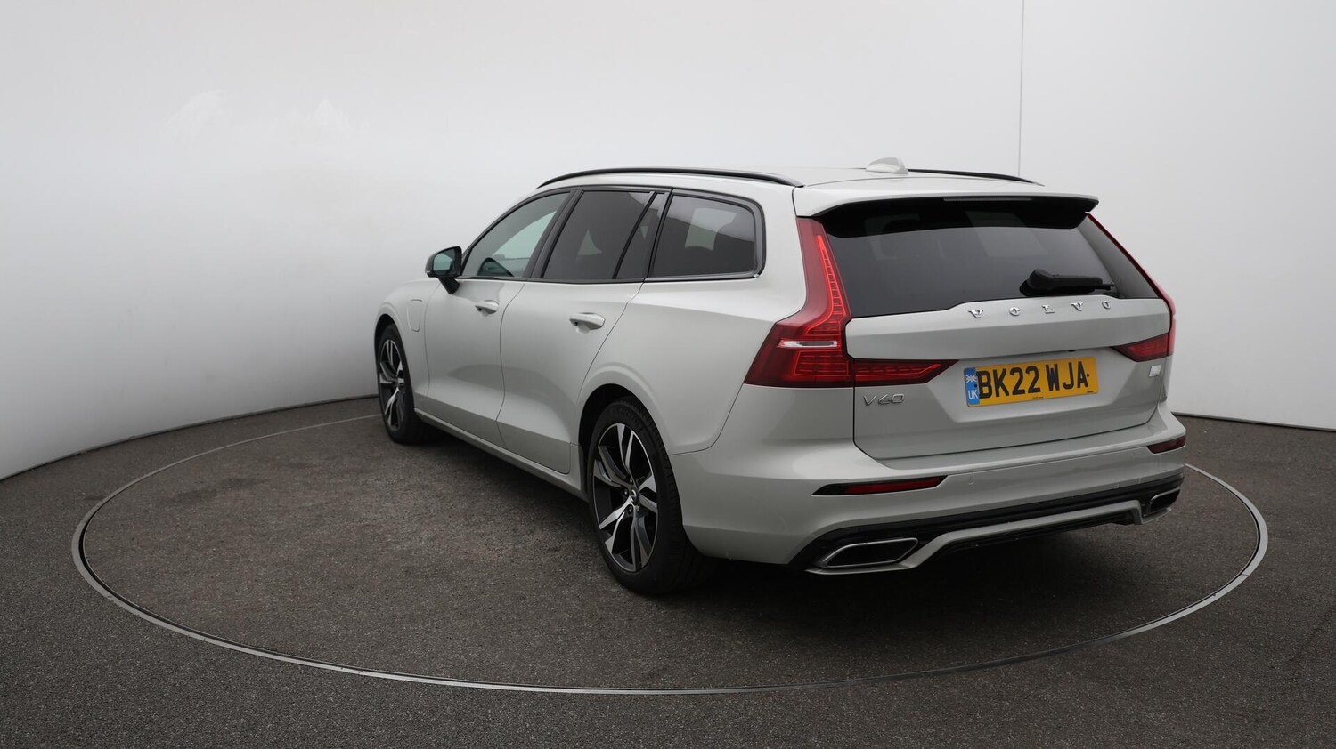 Used Volvo V60 2022 for sale - 75858218: Photo 62