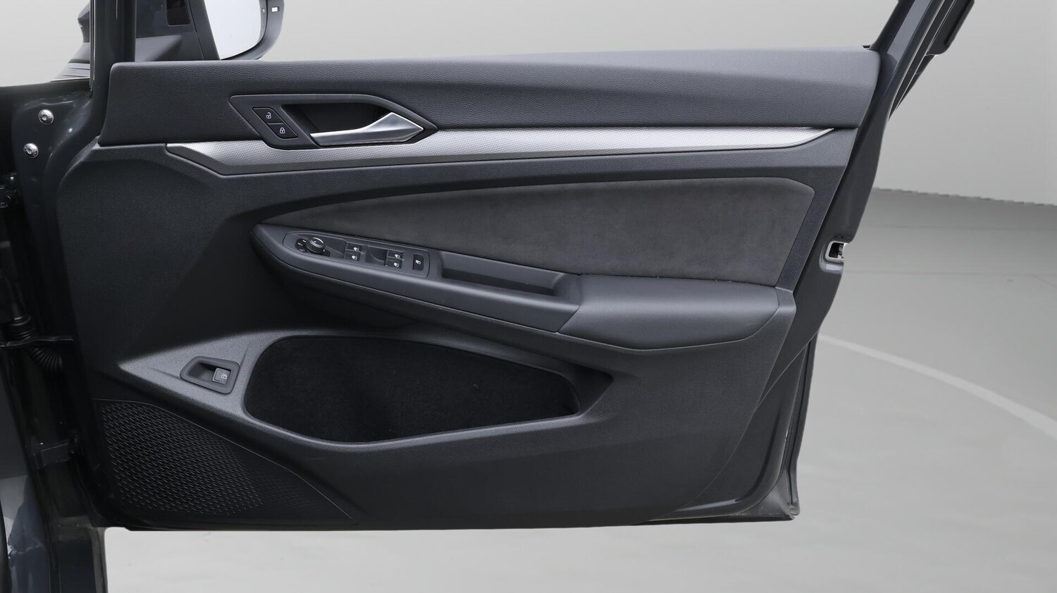 Used Volkswagen Golf 2024 for sale - 76633642: Photo 16