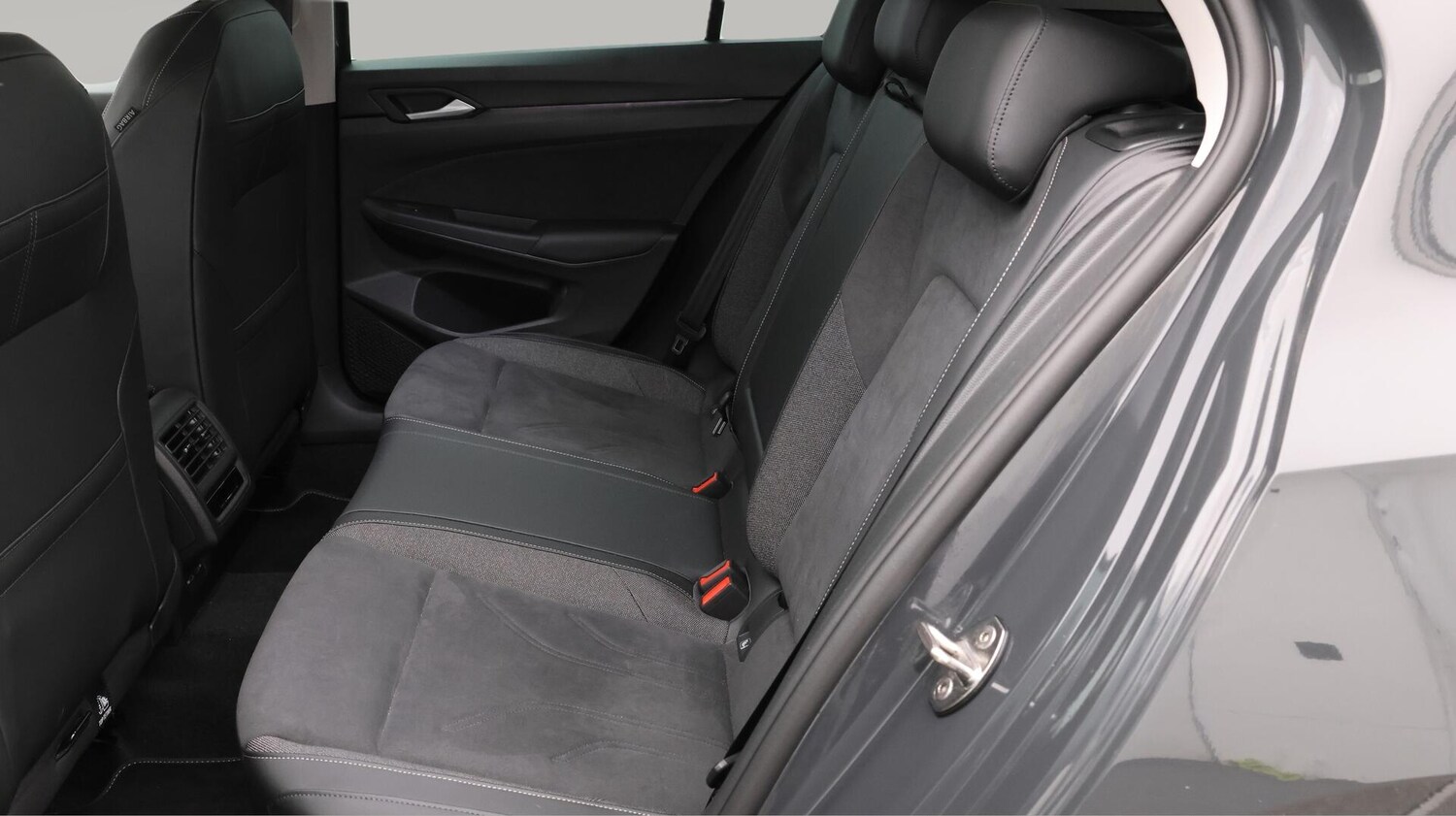 Used Volkswagen Golf 2024 for sale - 76633642: Photo 17