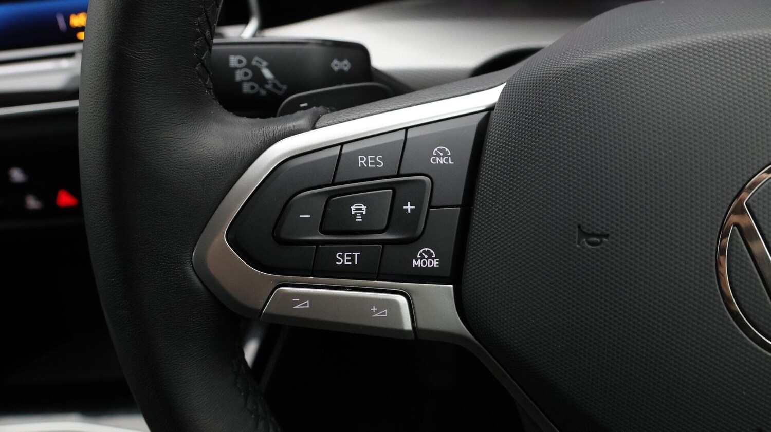 Used Volkswagen Golf 2024 for sale - 76633642: Photo 24