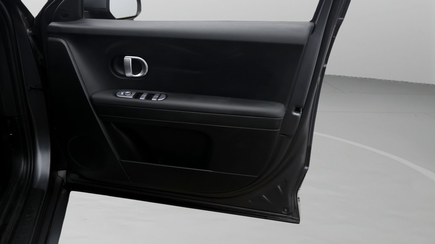 Used Hyundai IONIQ 5 2024 for sale - 77618560: Photo 15