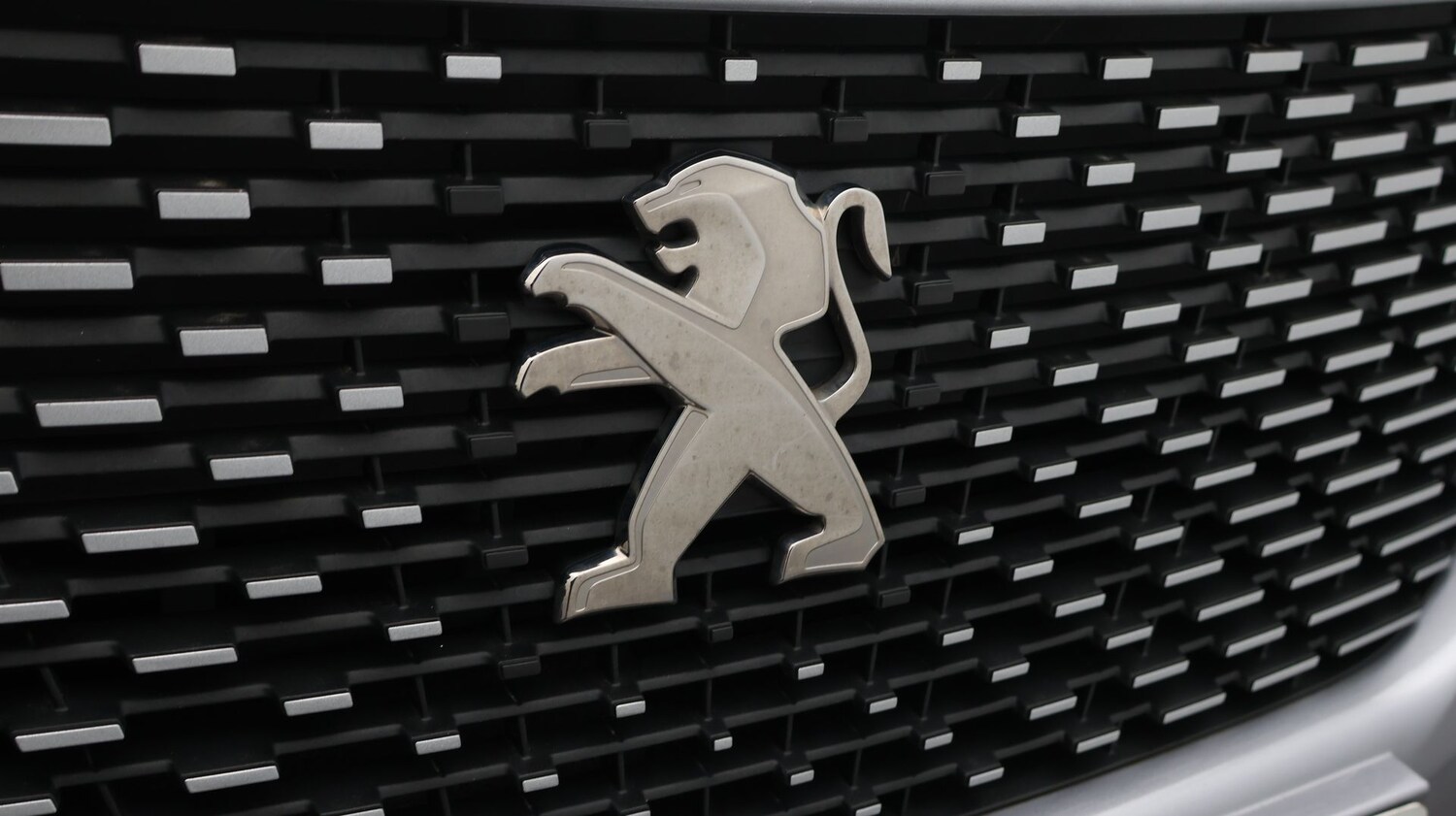 Used Peugeot 2008 2022 for sale - 77729223: Photo 20