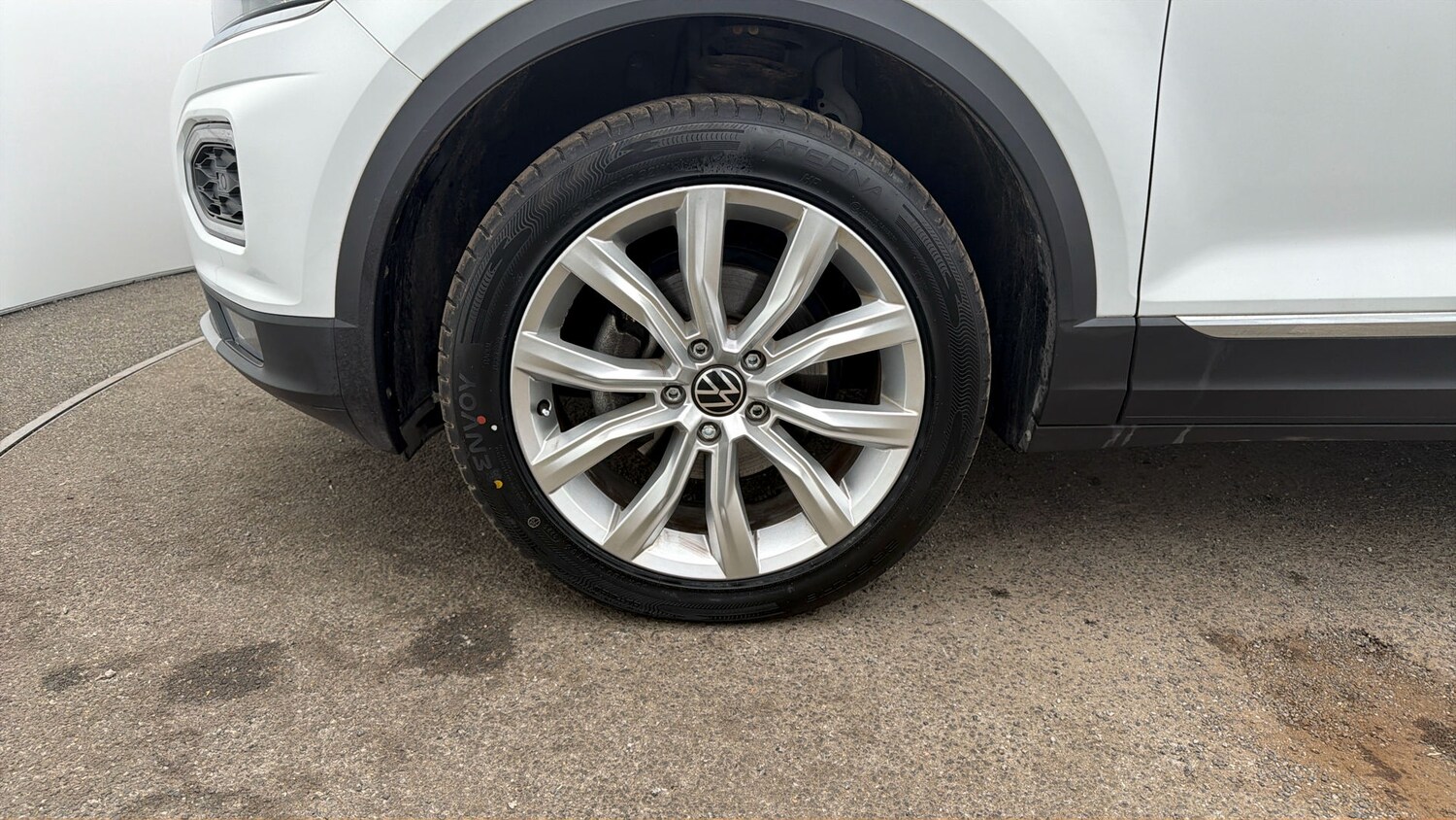 Used Volkswagen T-Roc for sale - 77818093: Photo 17