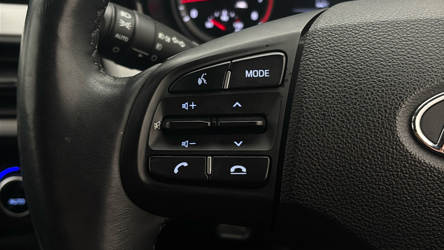 Used Hyundai i10 2023 for sale - 77730085: Photo 20