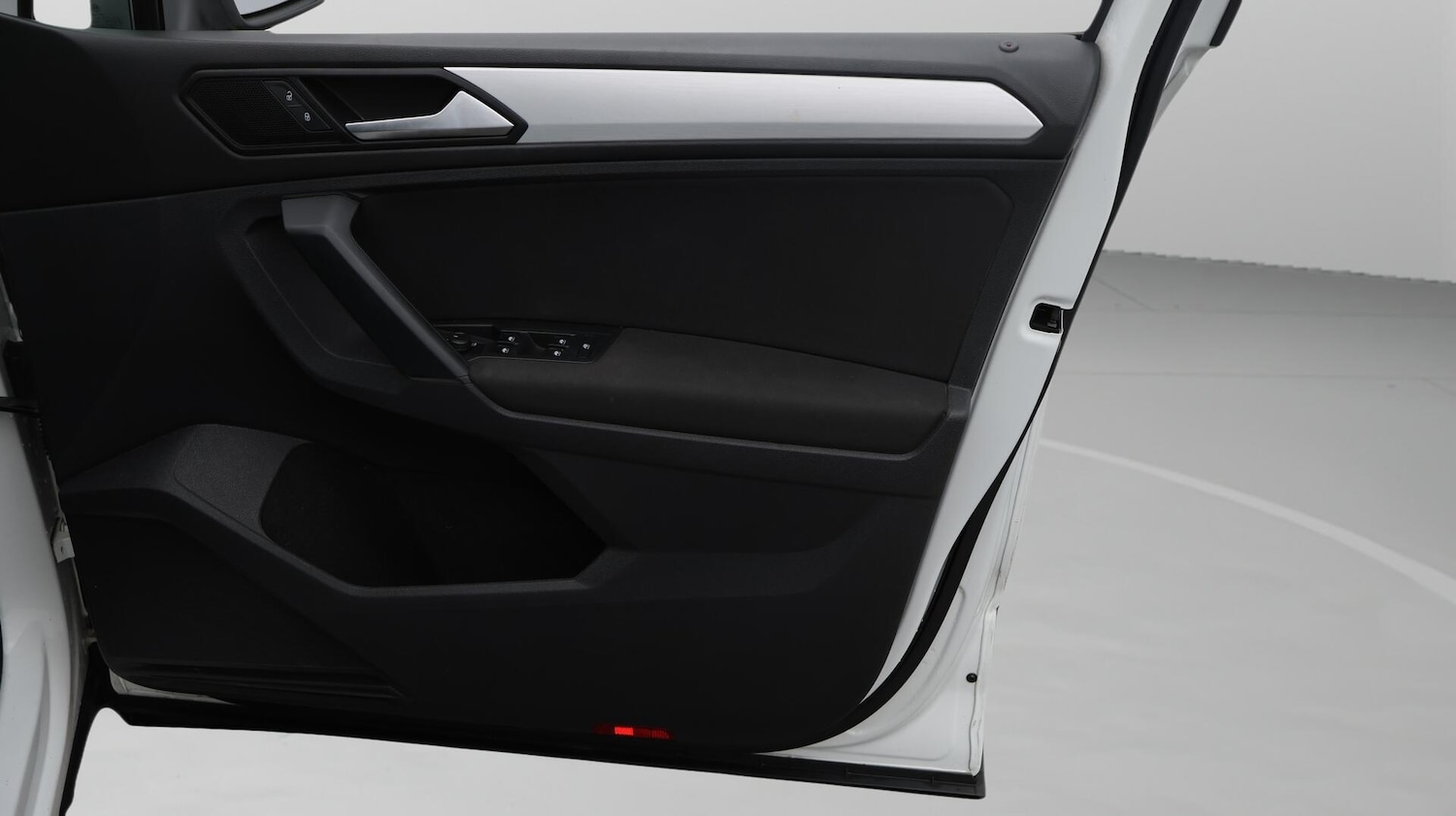 Used Volkswagen Tiguan 2020 for sale - 76499742: Photo 16