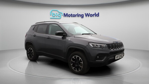 Used Jeep Compass 2023 for sale - 76200270: Photo 2