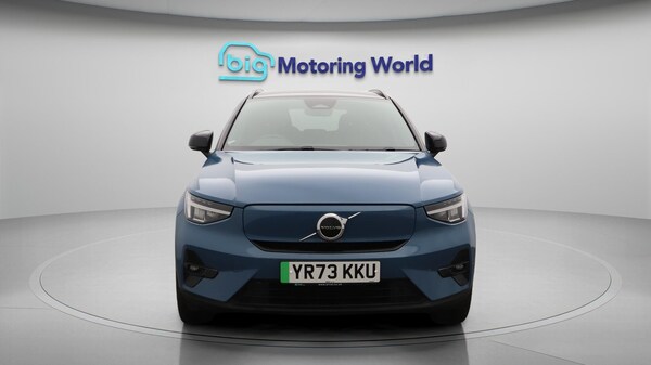 Used Volvo XC40 2023 for sale - 76296022: Photo 3