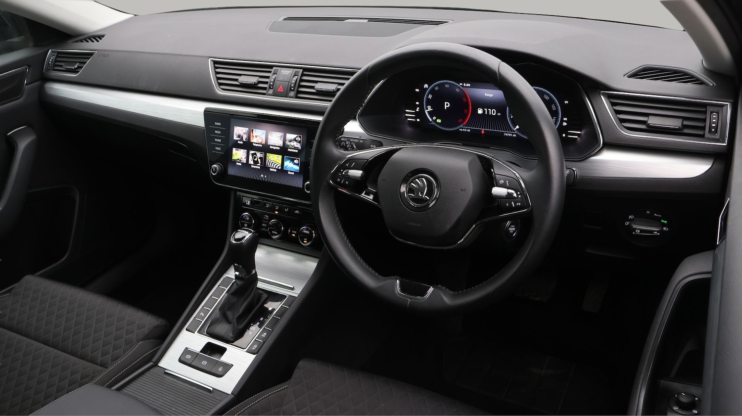 Used Skoda Superb 2023 for sale - 77610692: Photo 9