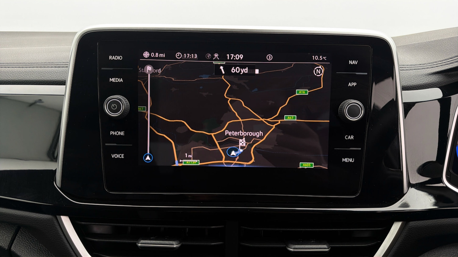 Used Volkswagen T-Roc 2024 for sale - 78024621: Photo 10