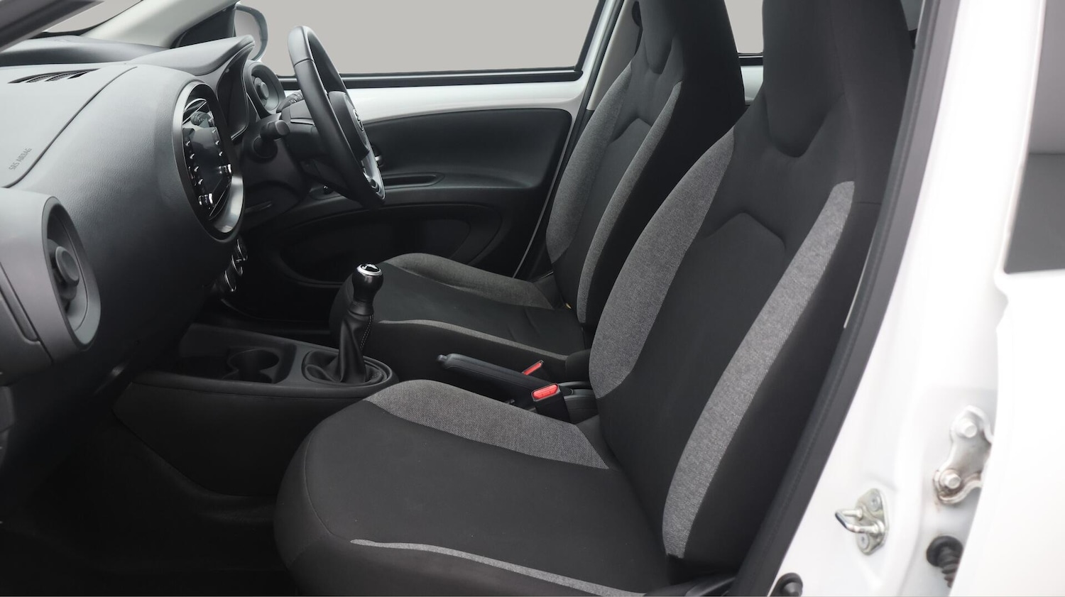 Used Toyota Aygo X 2022 for sale - 76561689: Photo 15