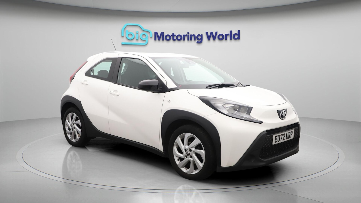 Used Toyota Aygo X 2022 for sale - 76561689: Photo 2