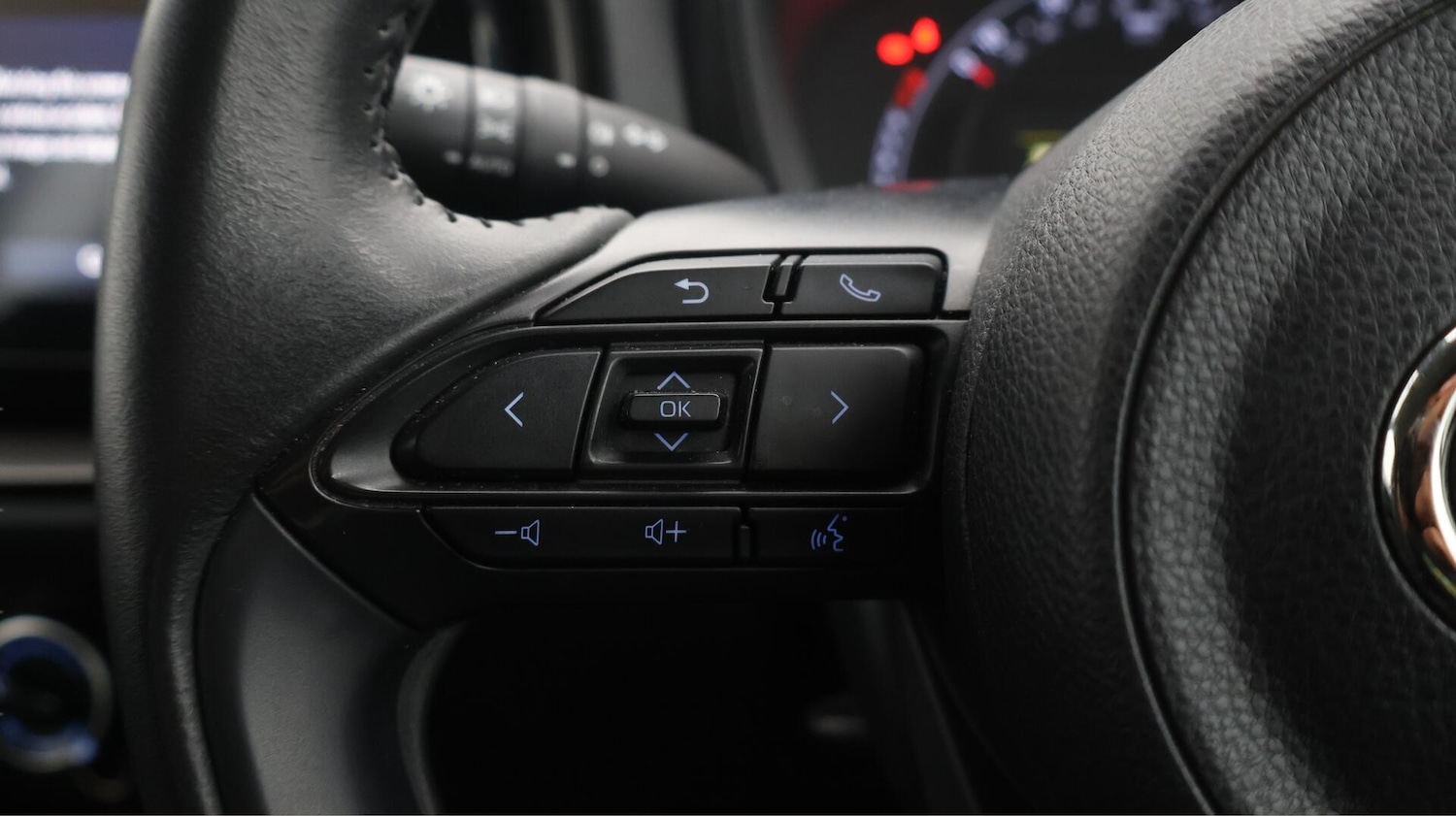 Used Toyota Aygo X 2022 for sale - 76561689: Photo 23