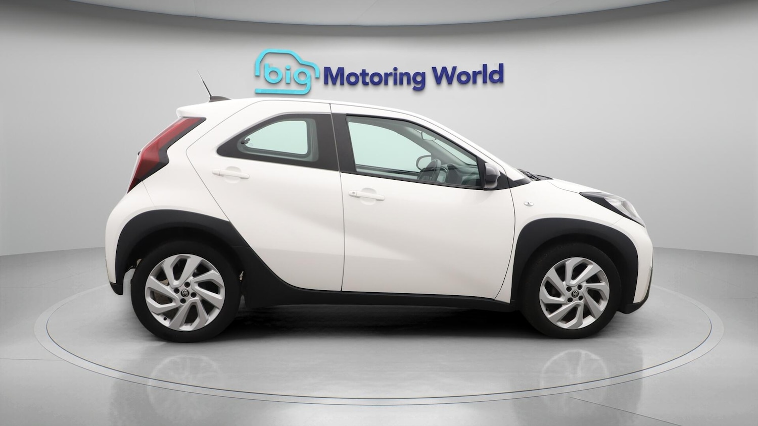 Used Toyota Aygo X 2022 for sale - 76561689: Photo 9