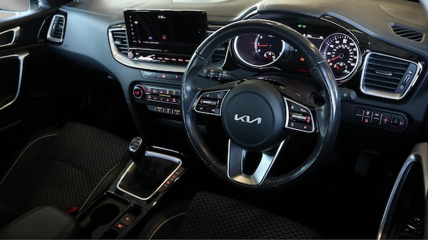Used Kia XCeed 2022 for sale - 76152083: Photo 10