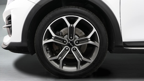 Used Kia XCeed 2022 for sale - 76152083: Photo 19