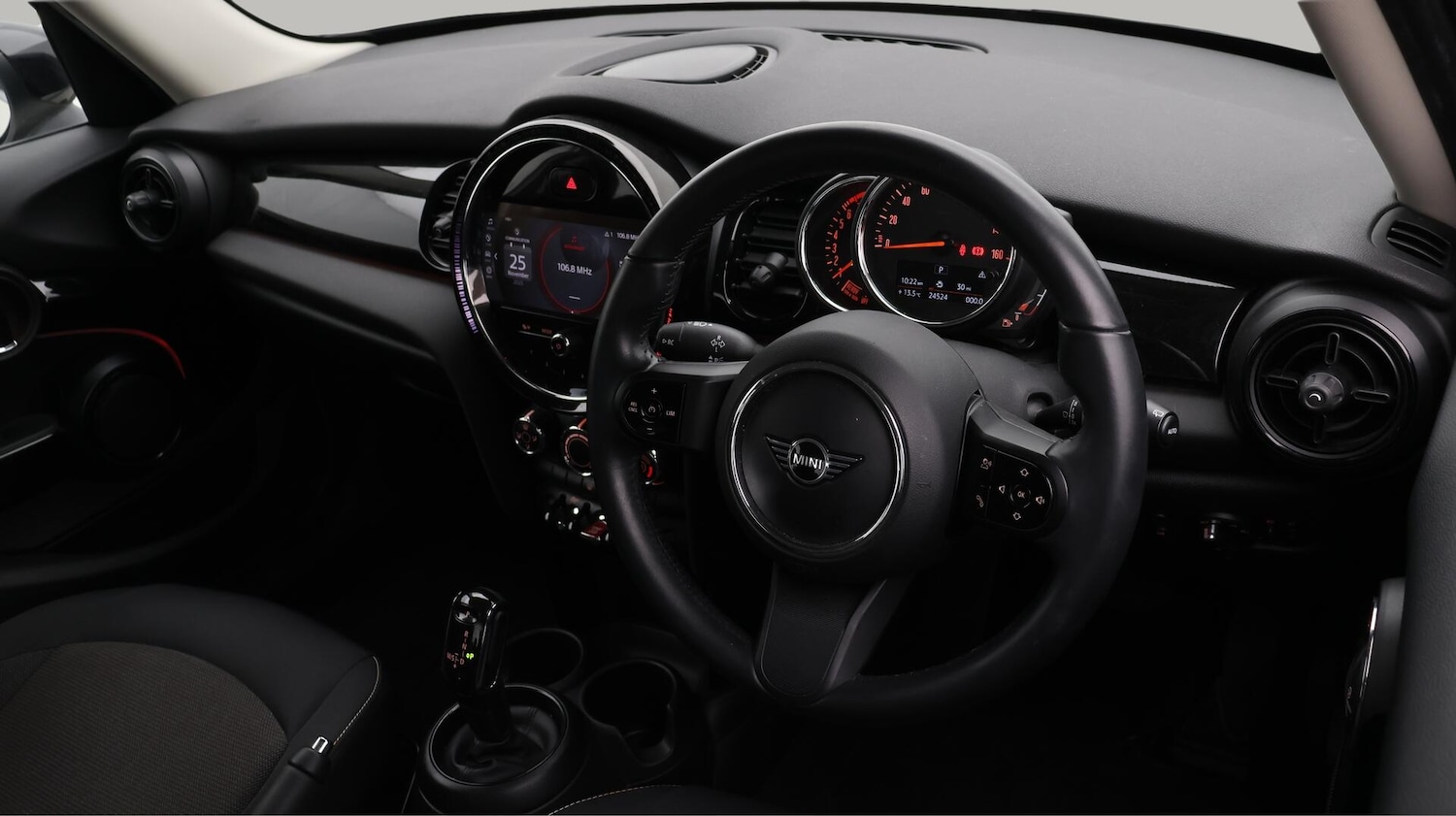 Used MINI Hatch 2022 for sale - 76715411: Photo 10