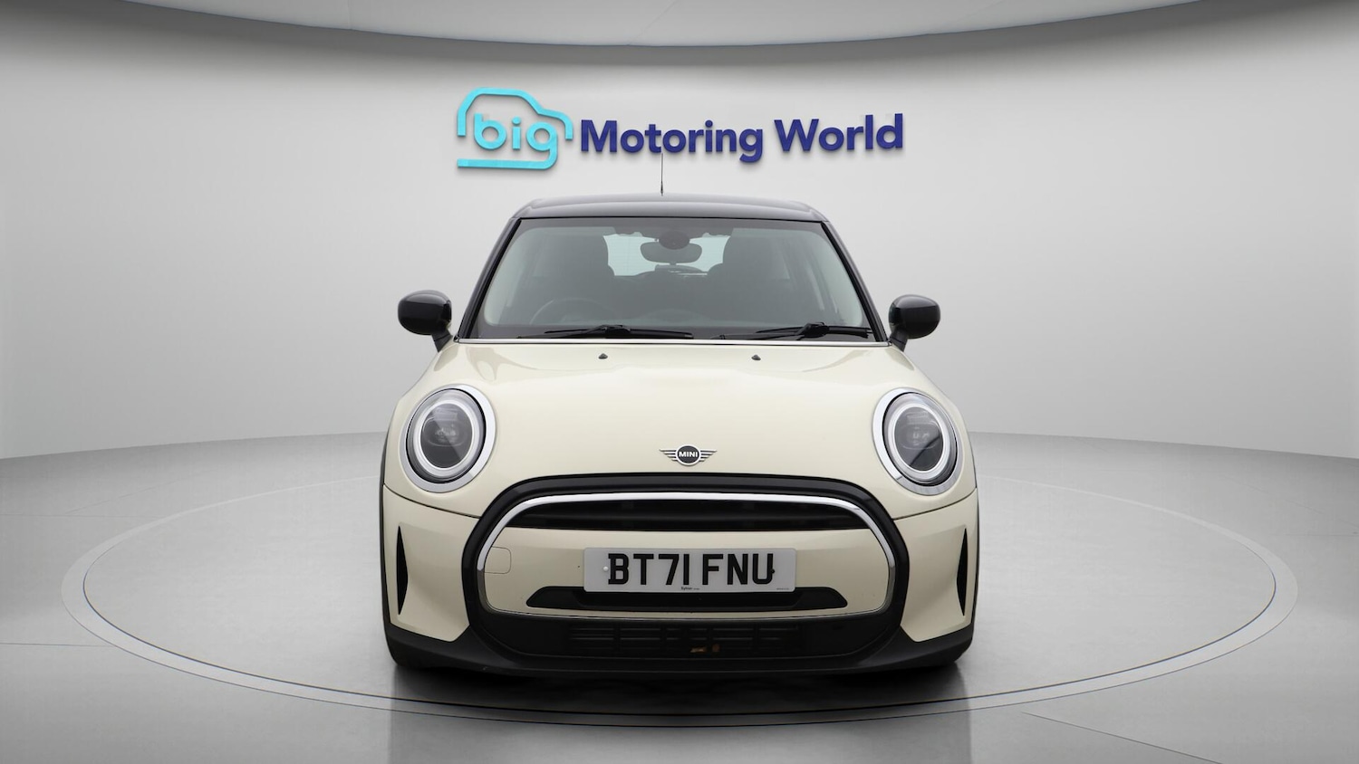 Used MINI Hatch 2022 for sale - 76715411: Photo 3