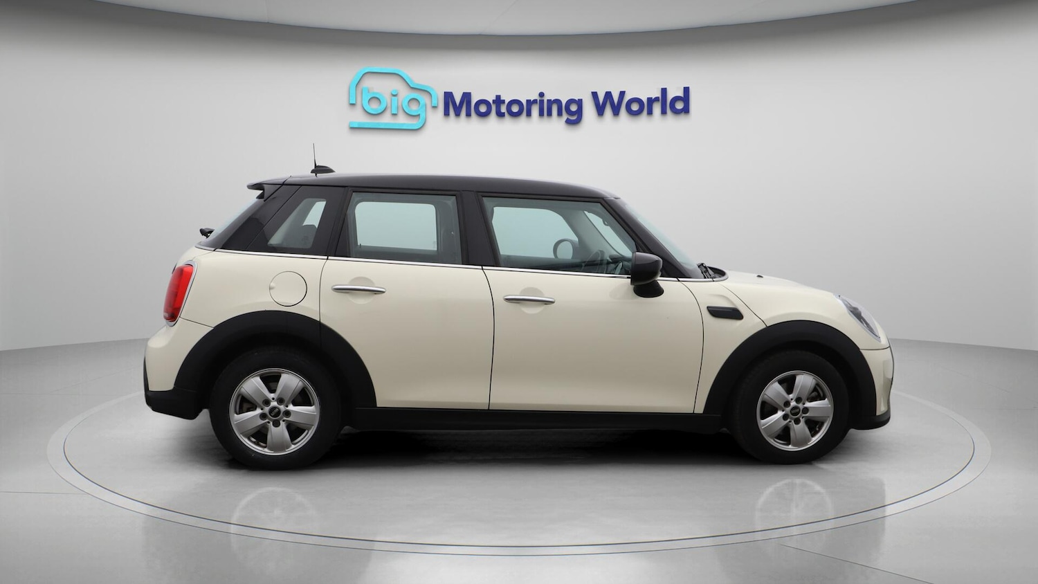 Used MINI Hatch 2022 for sale - 76715411: Photo 9
